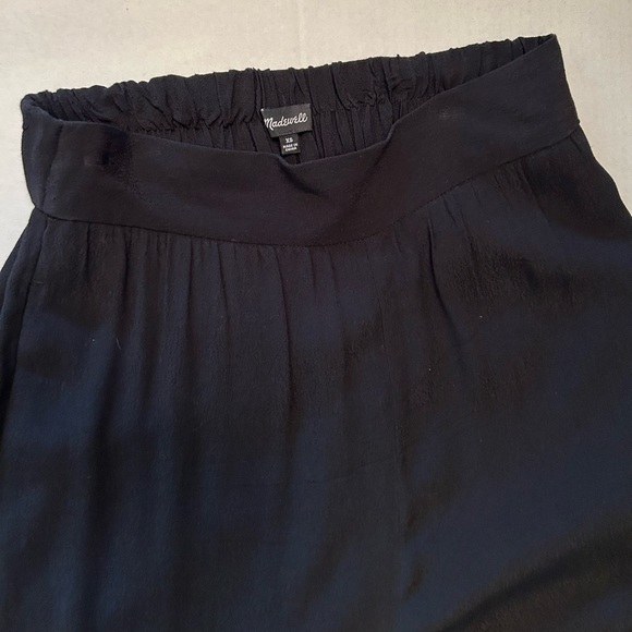 Madewell pull on wide leg crop pant with hand pockets in true black Sz-XS.  F4 - Picture 8 of 14